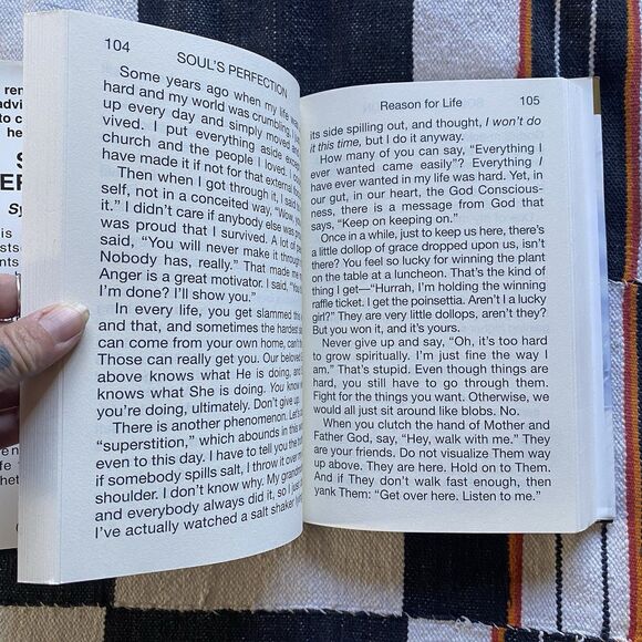 Sylvia Browne Hardback Book. Souls Perfection. 2000. Large Print Edition. - Picture 3 of 7